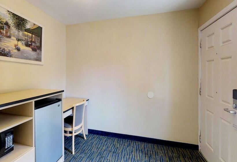 هتل Napa Discovery Inn
