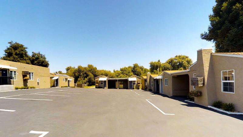 هتل Napa Discovery Inn