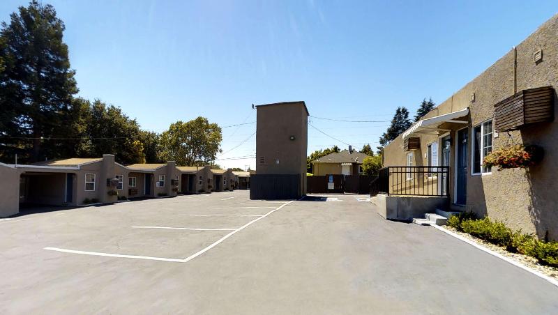 هتل Napa Discovery Inn