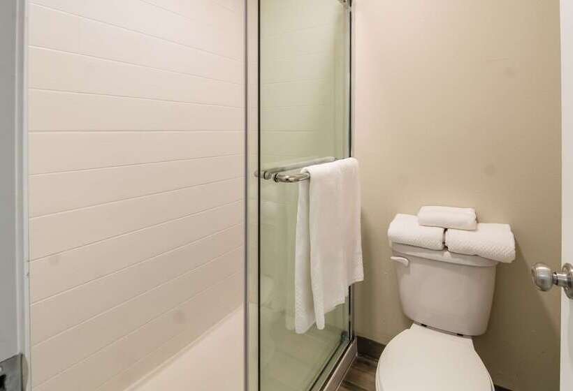 هتل Quality Inn & Suites Dallas Cityplace
