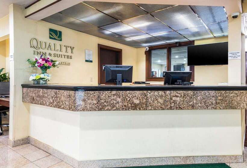 فندق Quality Inn & Suites Lacey Olympia