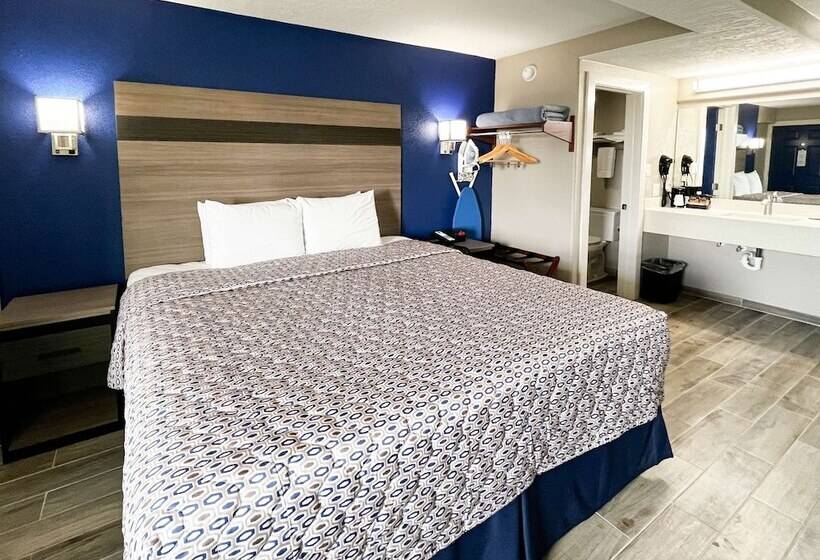 هتل Blue Wave Inn