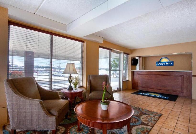 מוטל Days Inn By Wyndham Seneca Clemson