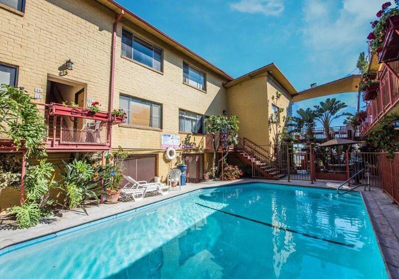 مُتل Hollywood Downtowner Inn