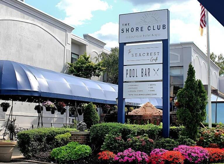 فندق على الطريق The Shore Club