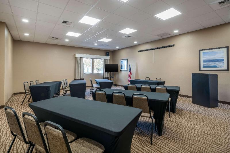 هتل Mainstay Suites Coeur D Alene