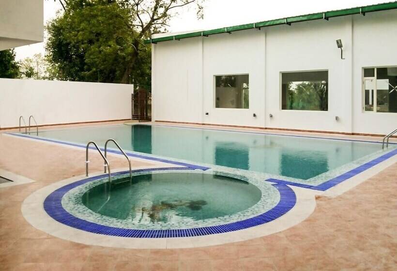 فندق Corbett Condominium Resort