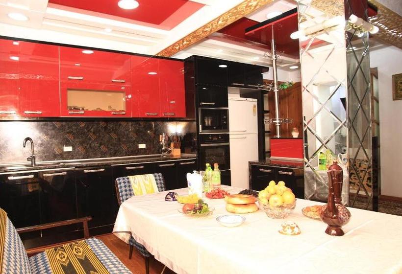 Yellow Hostel Dushanbe