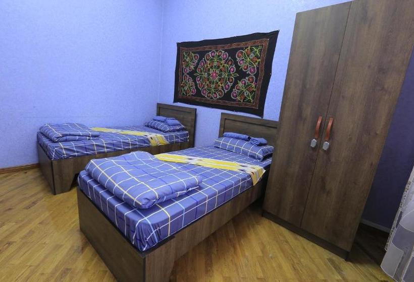 Yellow Hostel Dushanbe