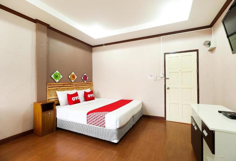 هاستل Oyo 359 Golden Nakara Place