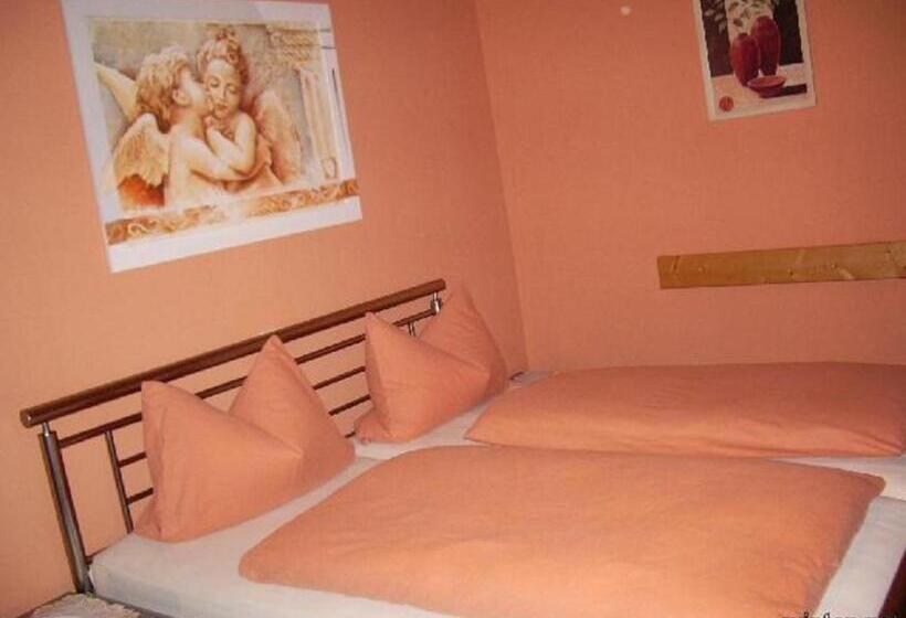 Pension Haus Sonnenfels