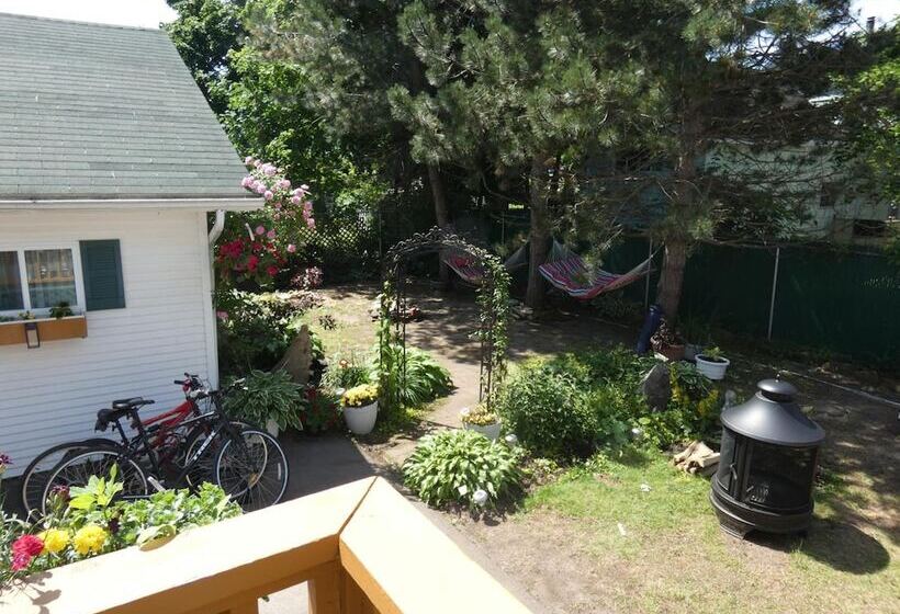 تختخواب و صبحانه La Casa En Shediac