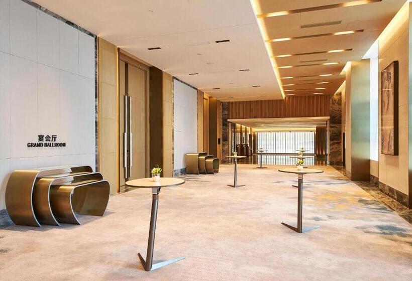 هتل Four Points By Sheraton Jiaxing