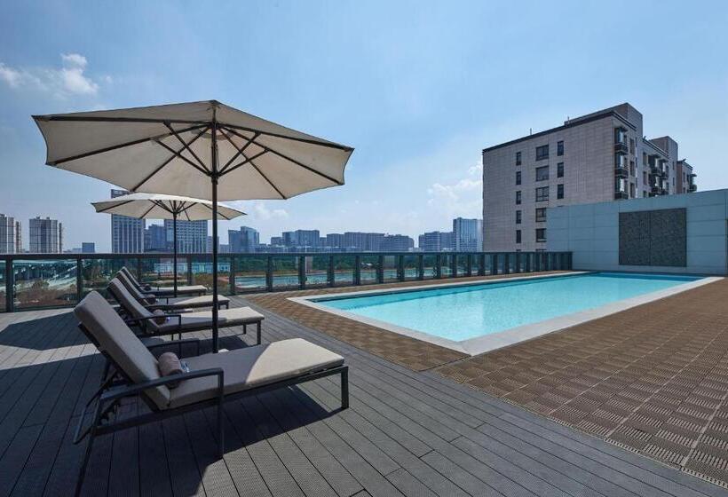 هتل Four Points By Sheraton Jiaxing