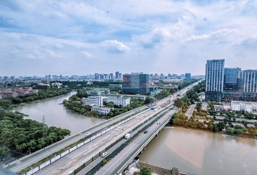 هتل Four Points By Sheraton Jiaxing