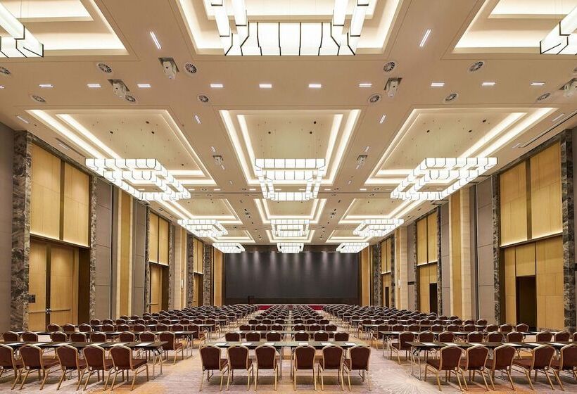 هتل Four Points By Sheraton Jiaxing