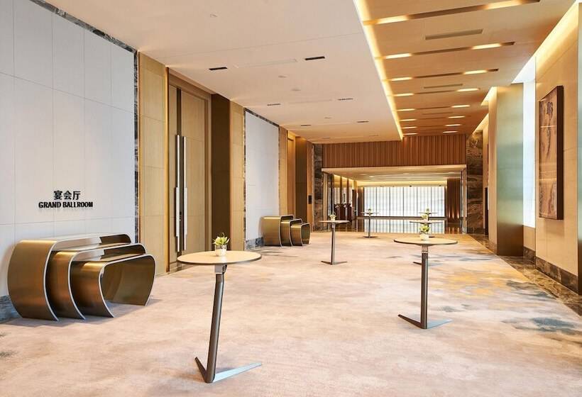 هتل Four Points By Sheraton Jiaxing