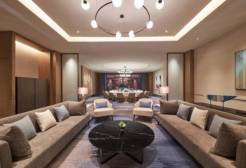 هتل Four Points By Sheraton Jiaxing