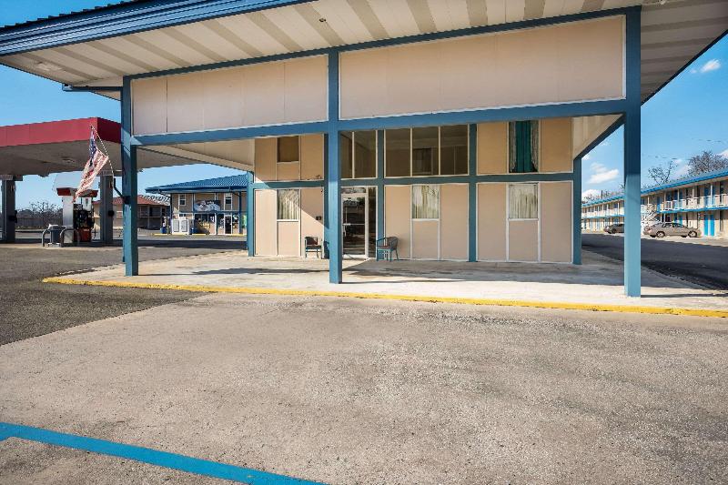 فندق Rodeway Inn