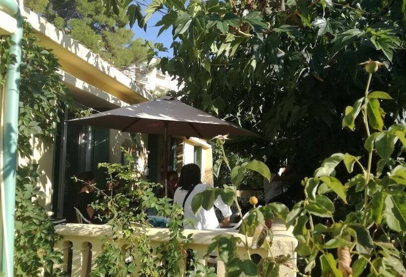 Mini Guest House Goclands   Hostel