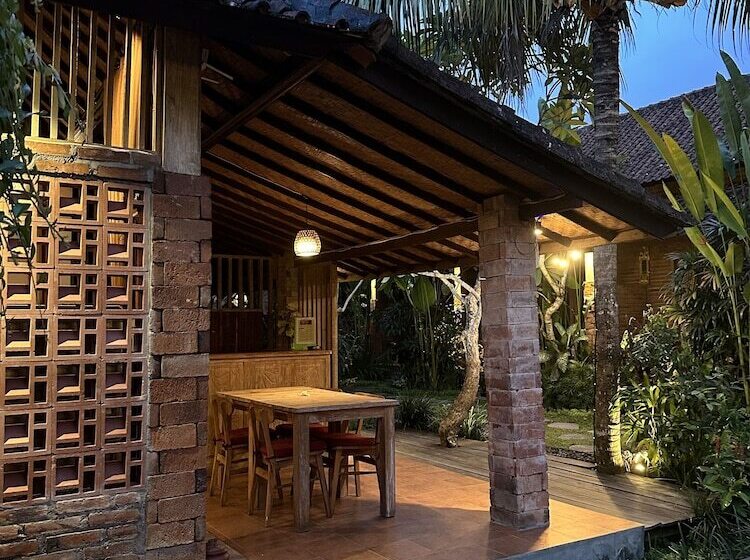 پانسیون Kailash Bali
