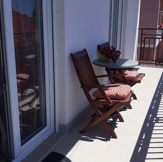 پانسیون Nikola Leko Guest House