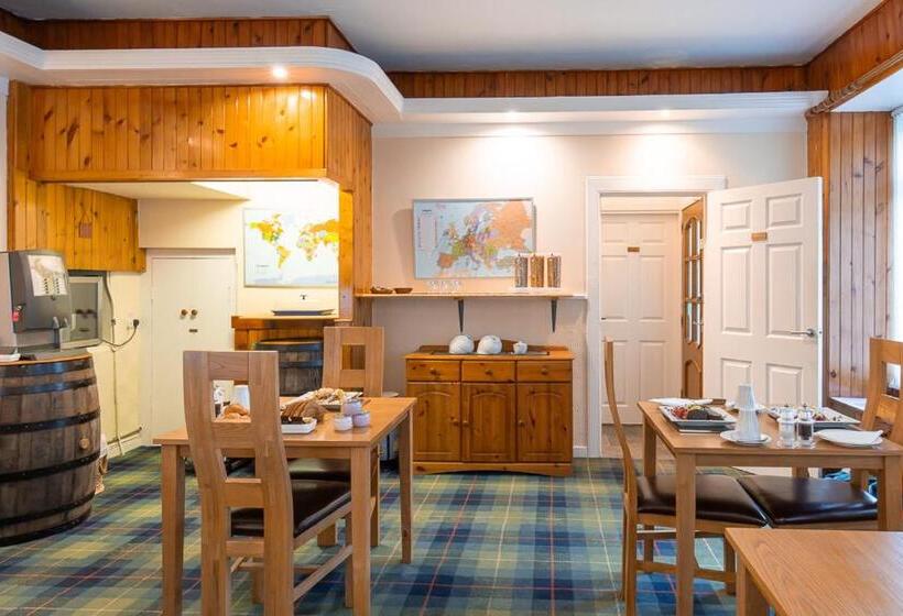 بنسيون The Trout Fly Guest House