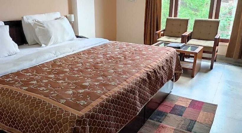استراحتگاه Corbett Kingdom