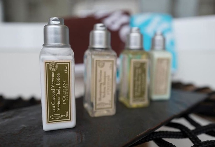 تختخواب و صبحانه Isla Faros