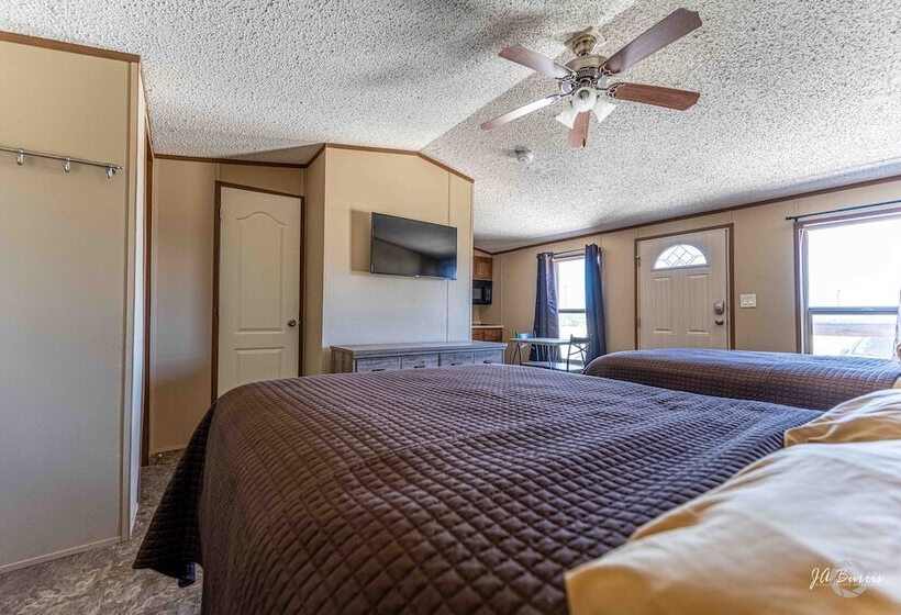 Elite Cabins And Rv Park