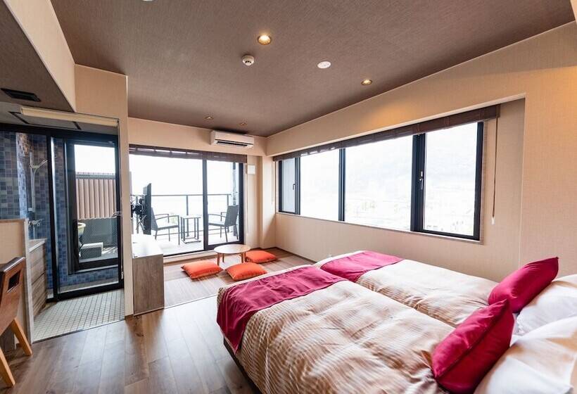 هتل Livemax Resort Atamiseafront