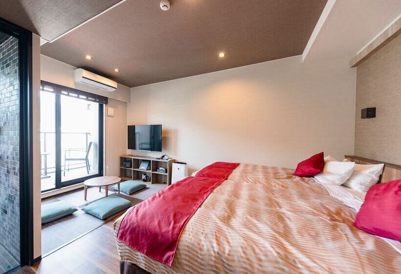 هتل Livemax Resort Atamiseafront
