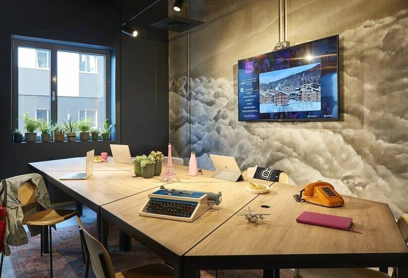 فندق Moxy Paris Charles De Gaulle Airport