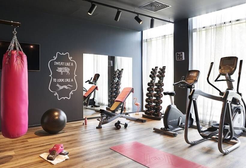 فندق Moxy Paris Charles De Gaulle Airport