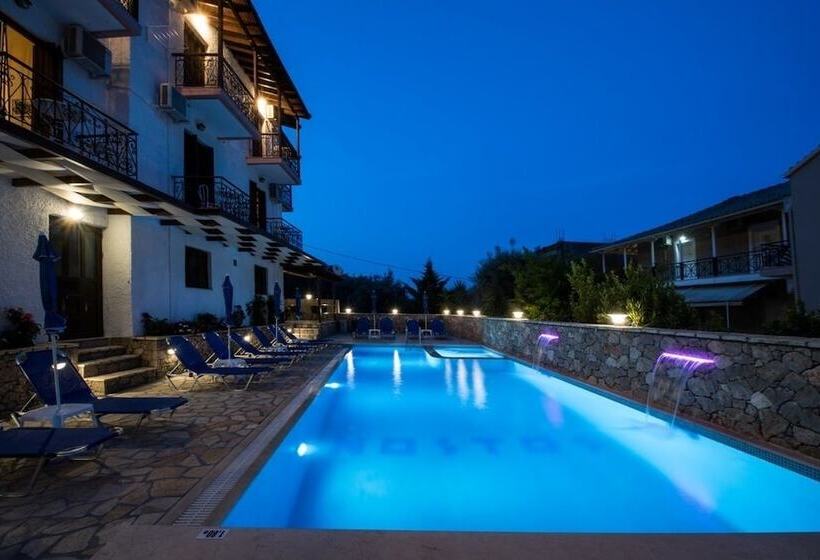 هتل Nostos
