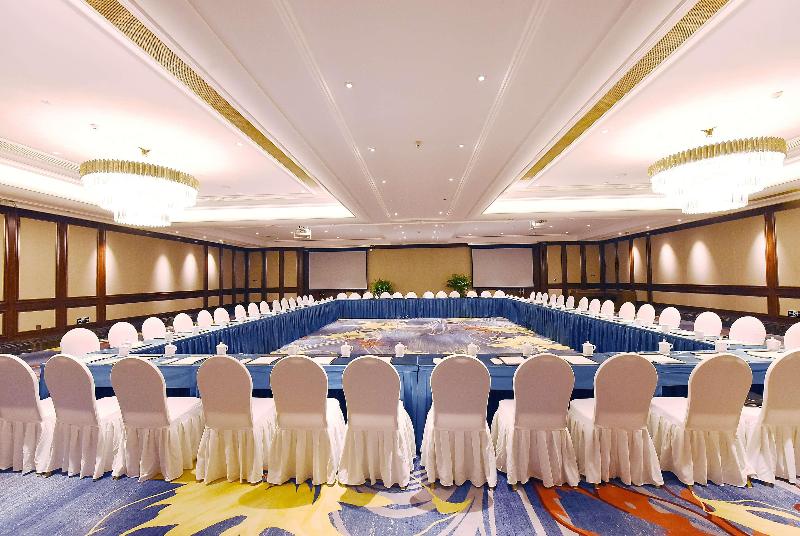 هتل Ramada Plaza By Wyndham Wenzhou