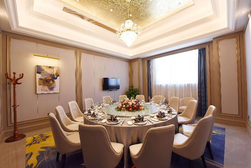 هتل Ramada Plaza By Wyndham Wenzhou