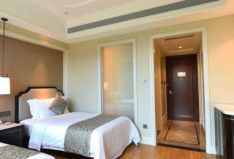 هتل Ramada Plaza By Wyndham Wenzhou