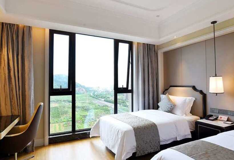 هتل Ramada Plaza By Wyndham Wenzhou