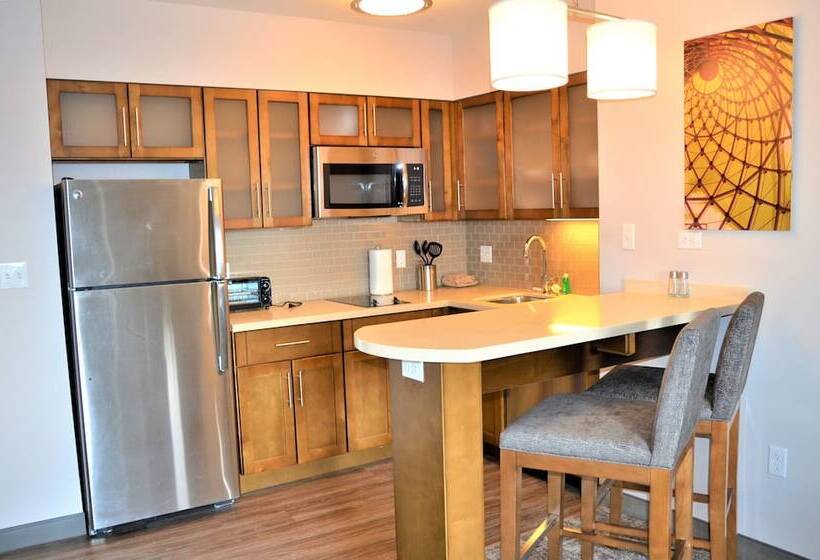 هتل Staybridge Suites   Orenco Station, An Ihg