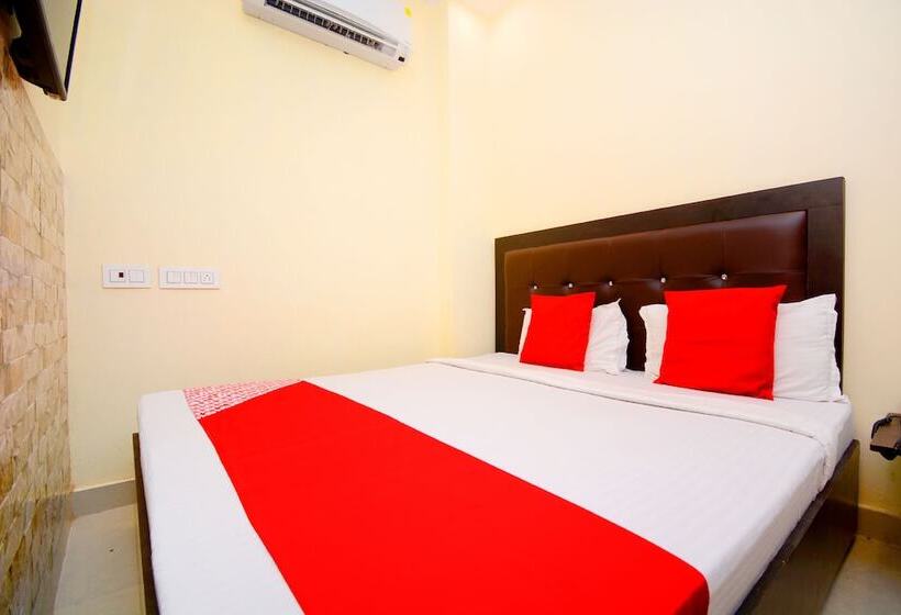 فندق The Sai Palace By Oyo Rooms
