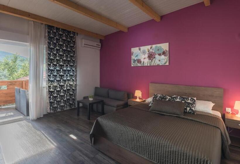 پانسیون Villa Rubčić Rooms & Pansion