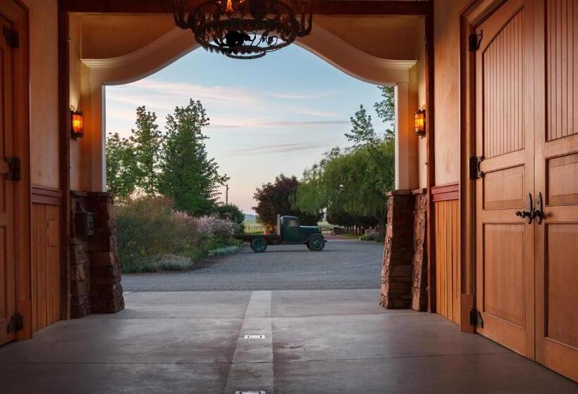 The Inn At Abeja