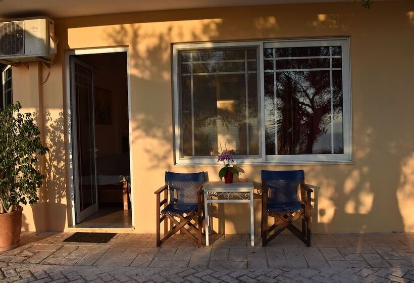 Verga Apartments & Suites