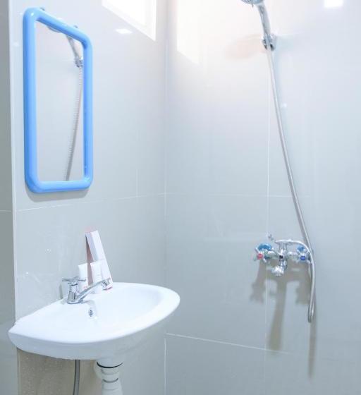 هاستل Cakalang Residence Syariah By Oyo Rooms
