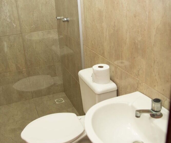 هاستل Pousada Porto Azul