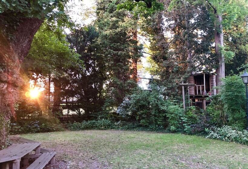 تختخواب و صبحانه Guesthouse Villa De Eikhof