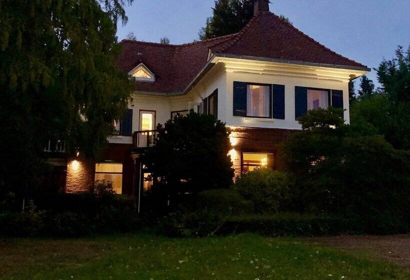 تختخواب و صبحانه Guesthouse Villa De Eikhof