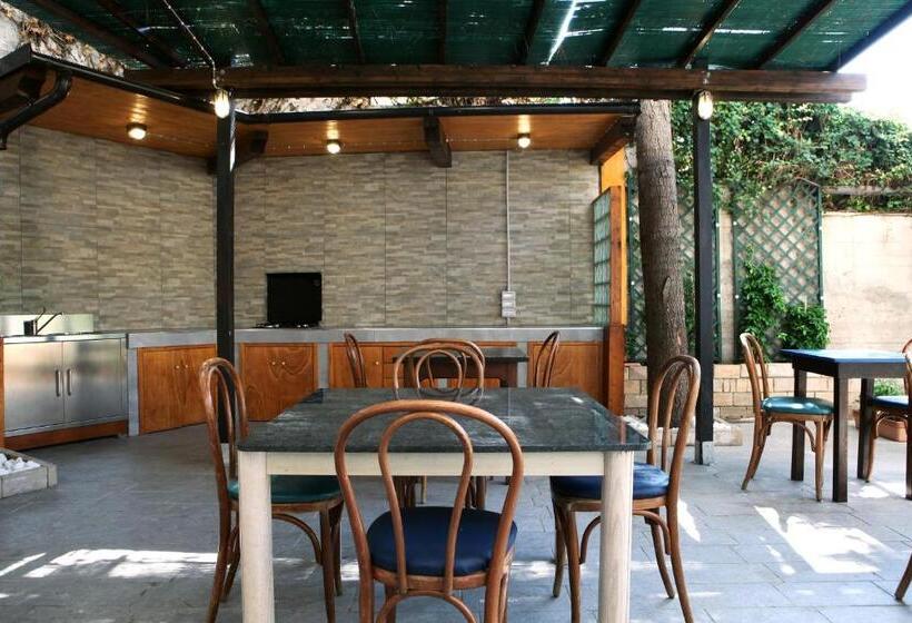 تختخواب و صبحانه La Casa Di Nonno Giulio