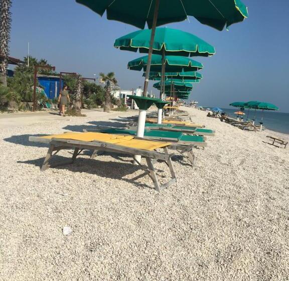 تختخواب و صبحانه La Casa Di Nonno Giulio